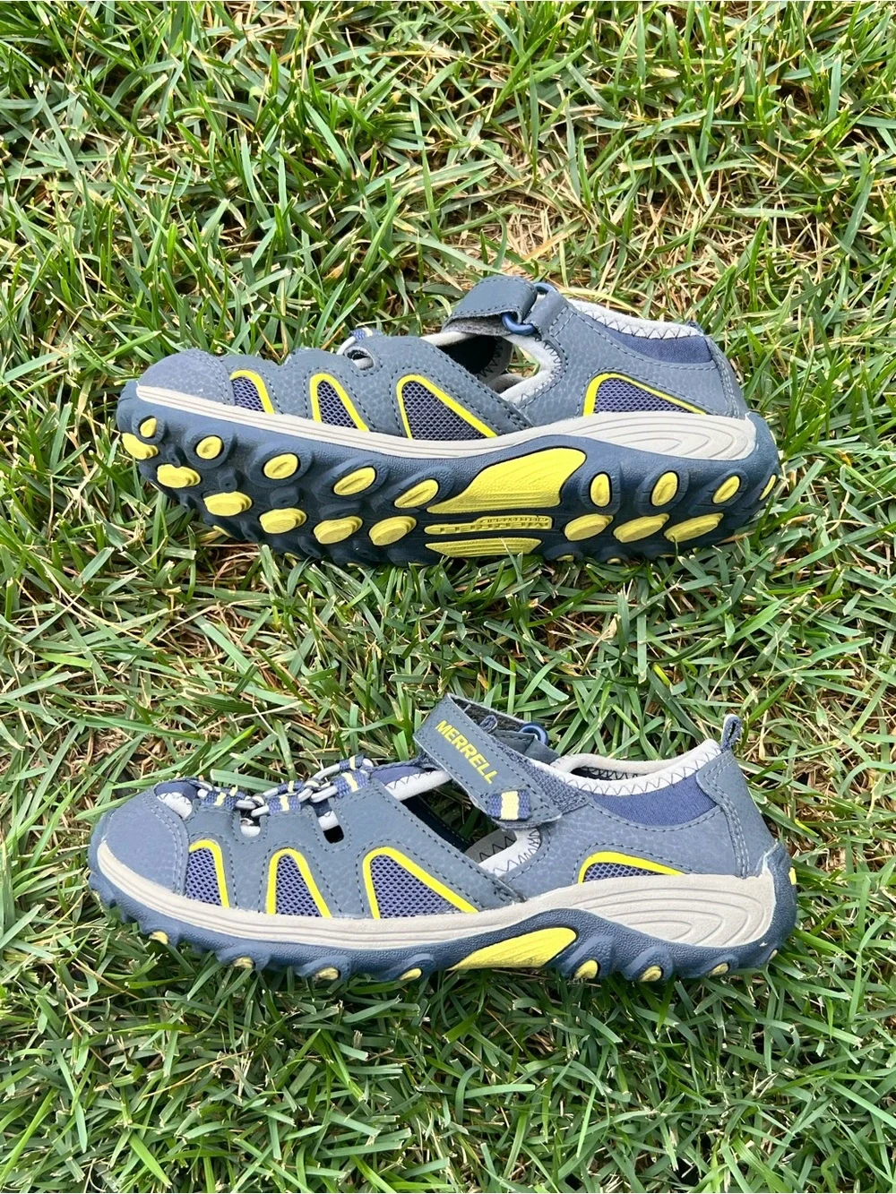 Merrell Kids Gray and Yellow Outdoor Closed-Toe Sandals
